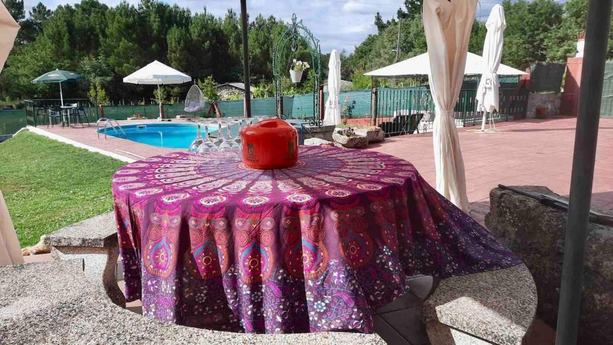 Alojamiento Entero Con Piscina Y Jardin. Ourense Luaran gambar