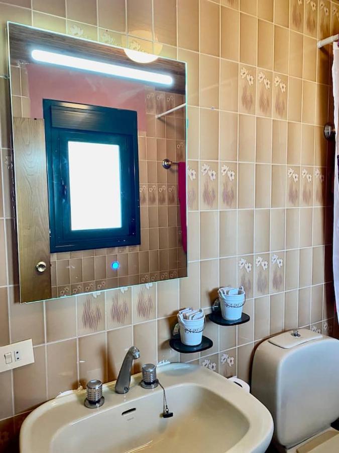 Alojamiento Entero Con Piscina Y Jardin. Ourense Luaran gambar