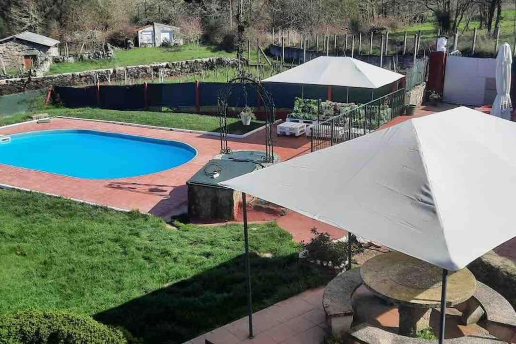 Alojamiento Entero Con Piscina Y Jardin. Ourense Luaran gambar