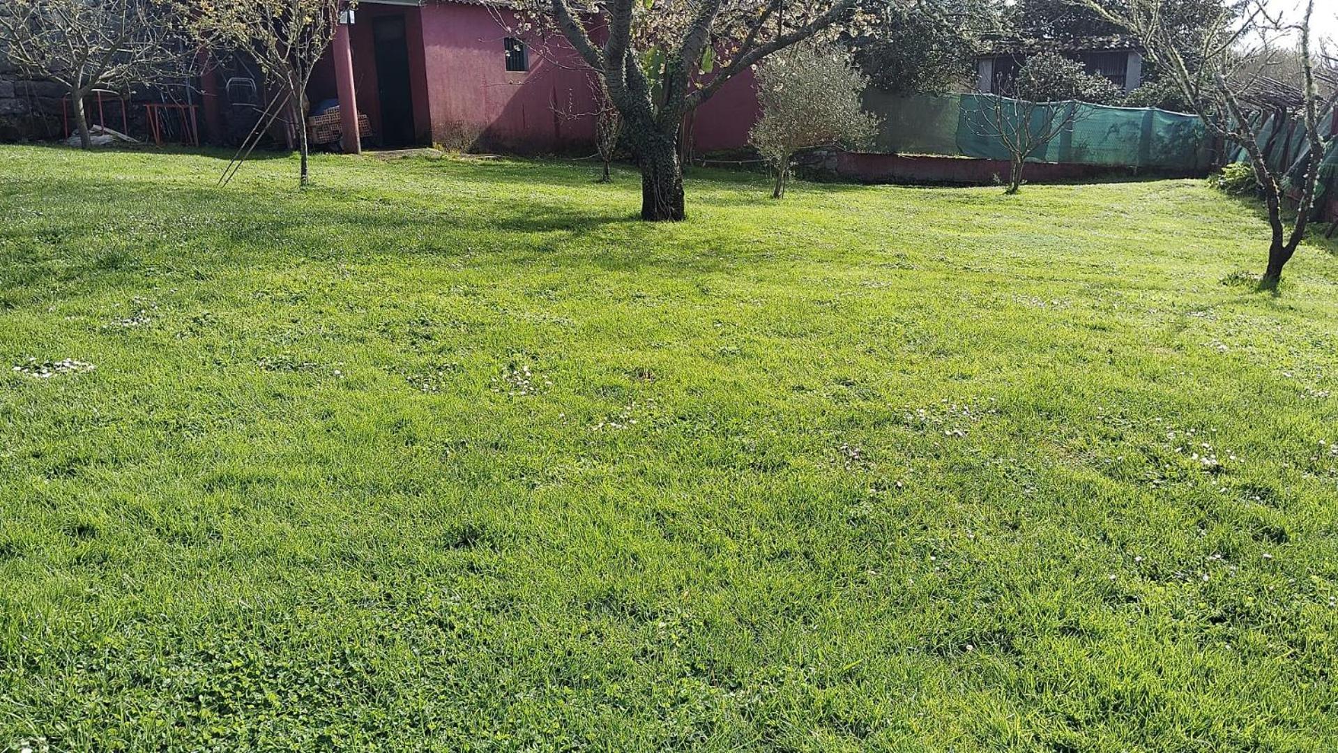 Alojamiento Entero Con Piscina Y Jardin. Ourense Luaran gambar